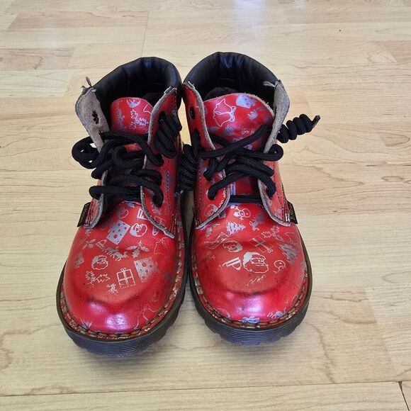 Dr  Martens Girls Lace Up Size Small   Red Boots  Shoes - Picture 7 of 10